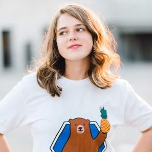 Meet your Posher, Natalie